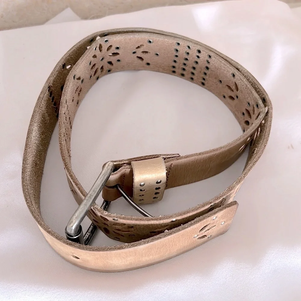 Calvin Klein gorgeous tan